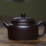 「德钟壶 · Ombre Noire」 — 210ml Premium Handmade Yixing Purple Clay Teapot | Raw Ore Black Mud · German Bell Form · Zisha Gongfu Tea Set · NLSLASI Master Edition