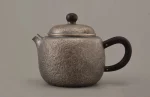 「素银壶 · Plain Grace」 — 180ml Handmade 999 Sterling Silver Teapot (Classic Western Form · Minimalist Finish · Small Gongfu Teapot)