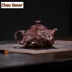 「藏龙供春壶 · Hidden Dragon Gong Chun」 — 340ml Handmade Yixing Teapot (Creative Gong Chun Form · Raw Ore Purple Clay · Sculptural Zisha Teaware) - Image 5