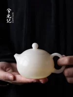 「冰玉西施壶 · Frostlight」 — 150ml Ice-Type Jade Porcelain Teapot (Plain-Fired Finish · Xishi Form · 2025 Edition · Fengming Lid) - Image 3