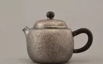 「素银壶 · Plain Grace」 — 180ml Handmade 999 Sterling Silver Teapot (Classic Western Form · Minimalist Finish · Small Gongfu Teapot) - Image 5