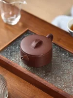 「漢瓦壺 · Amphore Antique」 — 220ml Handmade Yixing Purple Clay Teapot (Raw Ore Downhill Mud) - Image 3