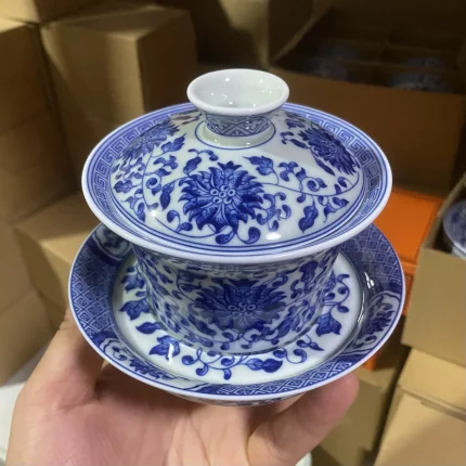 Handmade Jingdezhen Ceramic Seven Chopsticks Hall Blue and White Painting Interlock Branch Gaiwan Non-Scald Tea Brewing Bowl Set