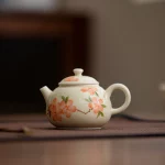 「浮影泡壶 · Painted Whisper」 — 130ml Pure Hand-Painted Ceramic Teapot (Bubble Form · Ball Hole Filter · Light Luxury Retro Style · Gongfu Brewing & Gift Use) - Image 4
