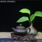 「掇只壶 · Mini Duo Zhi」 — <100ml Handmade Yixing Purple Clay Teapot (Zhu Mud · Miniature Duo Zhi Form · Folk Artist Work) - Image 6