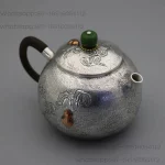 「霜葫西施壶 · Frosted Gourd」 — 180ml Handmade 999 Sterling Silver Teapot (Xishi Form · Frosted Finish · Gourd-Inspired Body · Built-in Filter) - Image 3