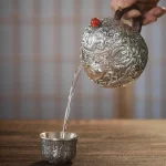 「龙蛋壶 · Dragon Egg」 — 350ml Hand-Carved 999 Pure Silver Teapot (Double Dragon Relief · Boiling & Brewing · Large Capacity) - Image 3