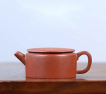 「德钟壶 · Emberline Mini」 — 125ml / 180ml Handmade Yixing Purple Clay Teapot (Raw Ore Downslope Mud · Compact De Zhong Form)