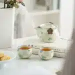 「汝影快泡壶 · Mistgrip」 — 150ml Ru Kiln Ceramic Hand-Grab Teapot (Fast-Brewing Gongfu Pot · Paired with Hydrangea Cup · Home & Party Use)