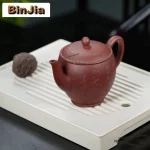 「大刻壶 · Grand Script」 — 540ml Handmade Yixing Purple Clay Teapot (Raw Ore Purple Mud · Large Capacity · Calligraphy Engraving) - Image 5