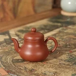 「潮州思亭壶 · Si Ting Revival」 — 1.0L Handmade Chaozhou Zhu Ni Teapot (Hand-Pulled · Three-Cup Capacity · Ancient Charm) - Image 4