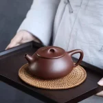「石瓢古韵 · Changtao Edition」 — 270ml Handmade Yixing Purple Clay Teapot | Jingzhou Stone Gourd Form by Li Xiaolu · Old Purple Clay · Gongfu Brewing Pot - Image 4