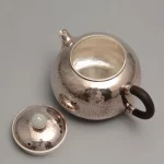 「文旦壶 · Pomelo Form」 — 160ml Handmade 999 Sterling Silver Teapot (Pomelo-Inspired Shape · Gongfu Brewing · Small Household Silver Pot) - Image 3